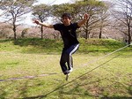 20120408slackline2.jpg